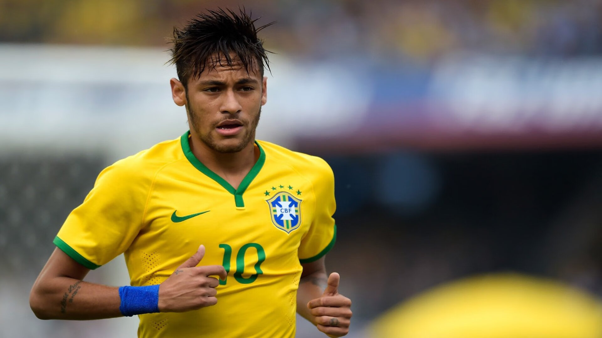 世界杯总结:边后卫内收、后腰回撤三中卫等战术细节频繁出现